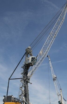 Liebherr LHM 420 two ropes grúa portuaria